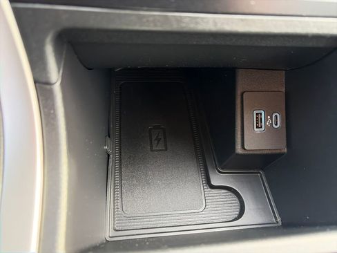 Used 2024 Ford Edge SEL w/ Convenience Package image 28