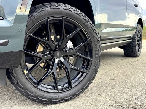 Used 2025 Cadillac Escalade Sport w/ Touring Package image 2