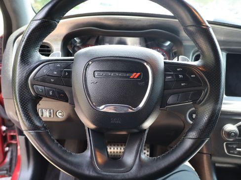 Used 2018 Dodge Charger R/T RWD image 32