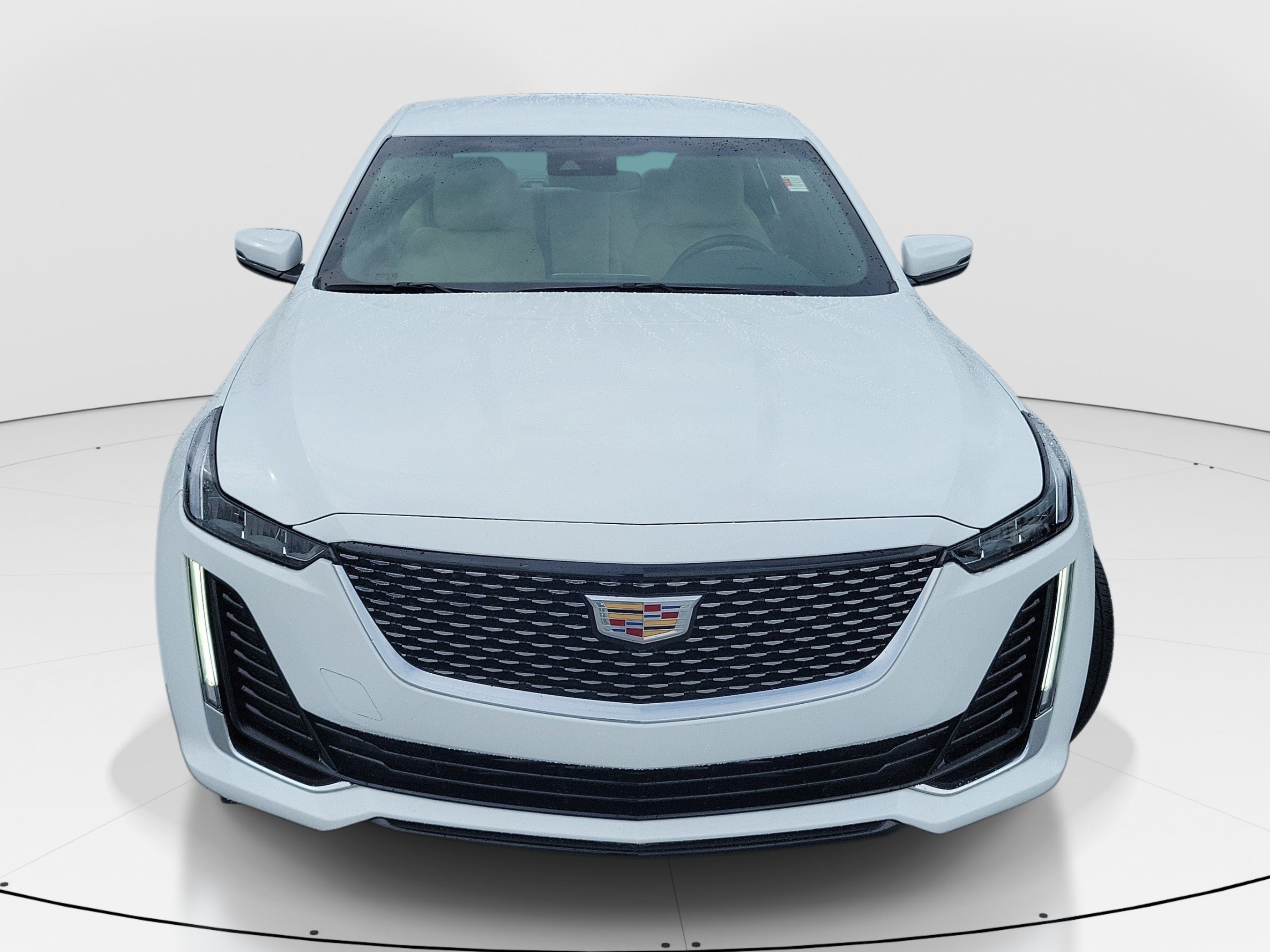 Used 2023 Cadillac CT5 Luxury RWD image 2