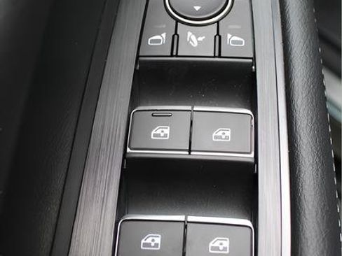 Used 2026 Nissan Armada PRO-4X image 17