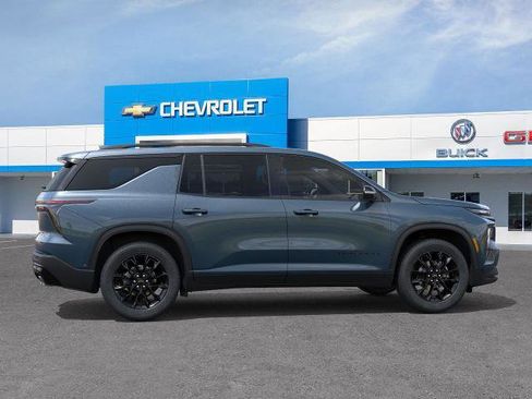 New 2026 Chevrolet Traverse LT image 5