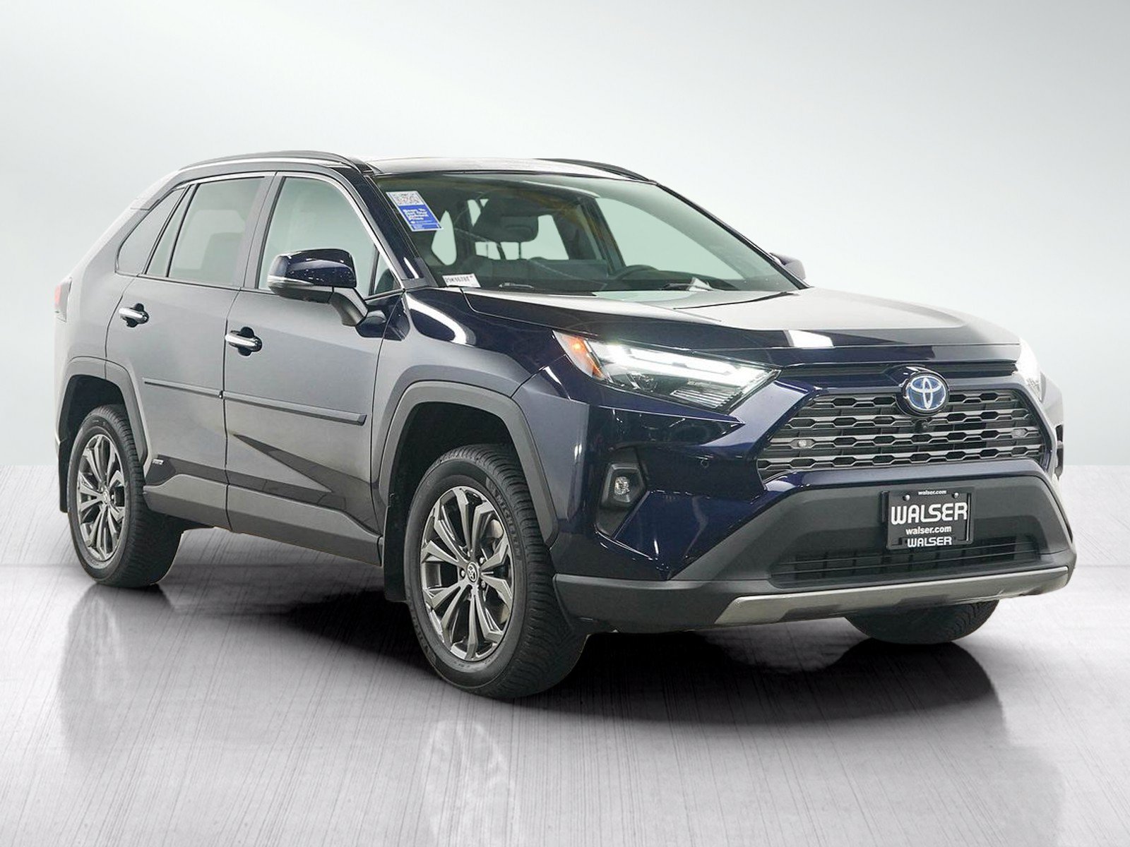 Used 2023 Toyota RAV4 Limited AWD/4WD image 8