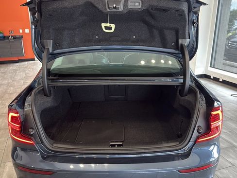 Used 2020 Volvo S60 T5 Momentum FWD image 32