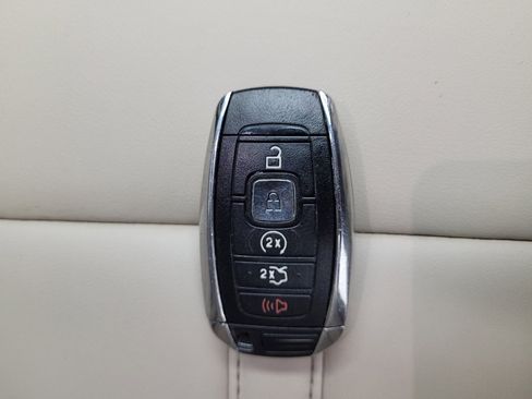 Used 2017 Lincoln MKZ Premiere AWD/4WD image 32
