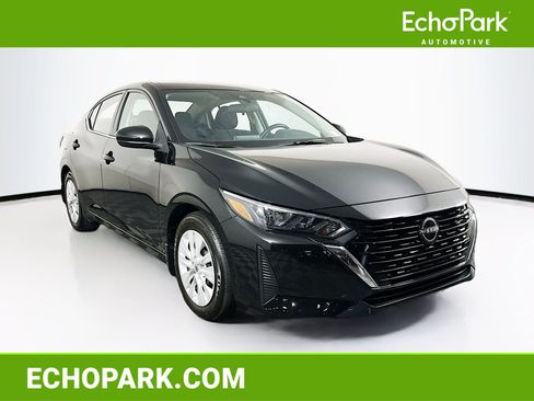 Used 2025 Nissan Sentra S FWD image 1