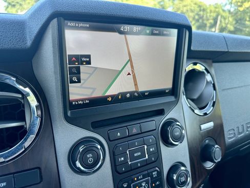 Used 2016 Ford F250 Lariat w/ Lariat Ultimate Package AWD/4WD image 25