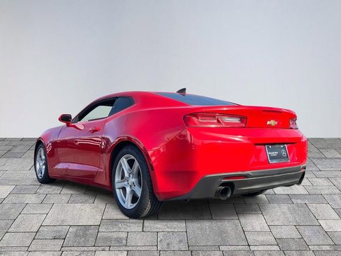 Used 2018 Chevrolet Camaro LT image 5