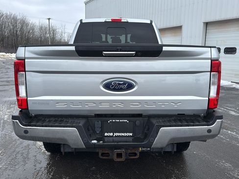 Used 2017 Ford F350 Lariat w/ Chrome Package image 7