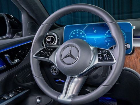 Certified 2025 Mercedes-Benz C 300 Sedan image 19