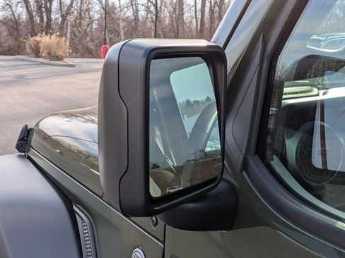 Used 2021 Jeep Wrangler Unlimited Sport AWD/4WD image 11
