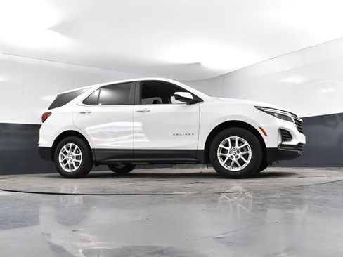 Used 2024 Chevrolet Equinox LT image 50