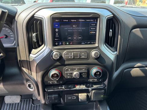 Used 2021 Chevrolet Silverado 3500 LTZ w/ LTZ Convenience Package AWD/4WD image 18