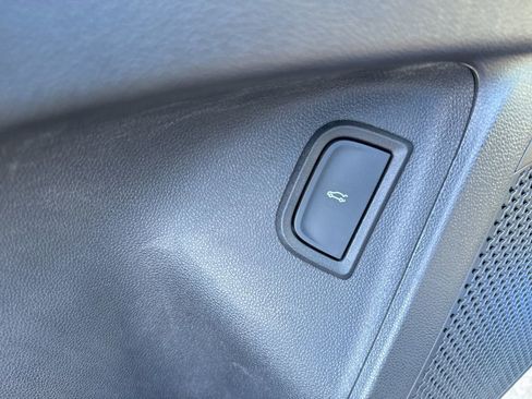 Used 2024 Chevrolet Blazer EV RS image 27