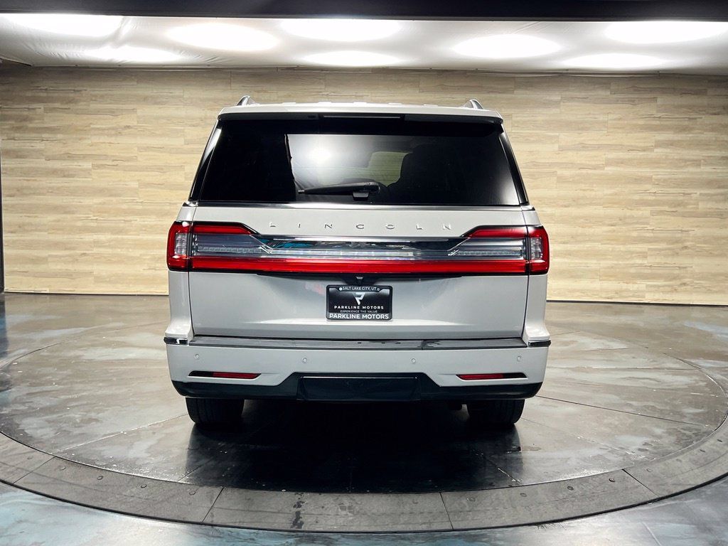 Used 2021 Lincoln Navigator L Reserve w/ Luxury Package AWD/4WD image 25