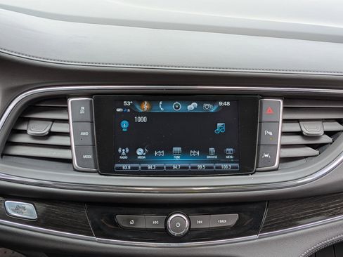 Used 2019 Buick Enclave Avenir w/ Avenir Technology Package AWD/4WD image 30