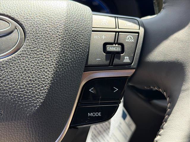 Used 2026 Toyota Crown AWD/4WD image 25