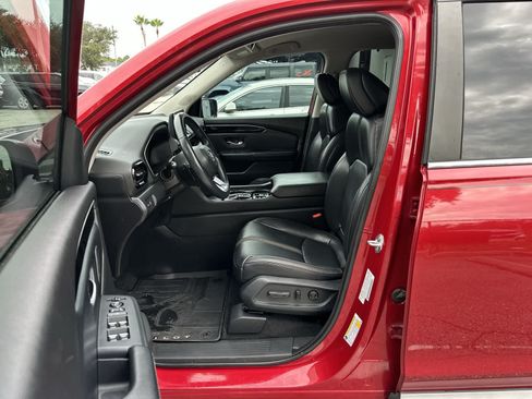 Used 2023 Honda Pilot EX-L image 2