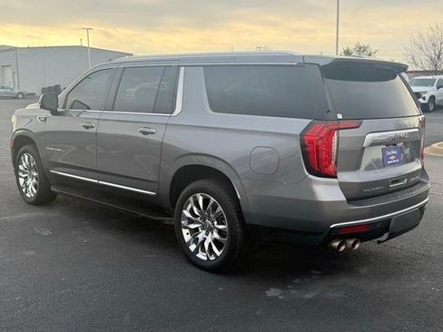 Used 2021 GMC Yukon XL Denali image 10