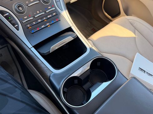 Used 2019 Lincoln Nautilus Reserve image 36