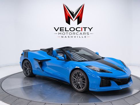 Used 2023 Chevrolet Corvette Z06 w/ Stealth Interior Trim Package RWD image 12