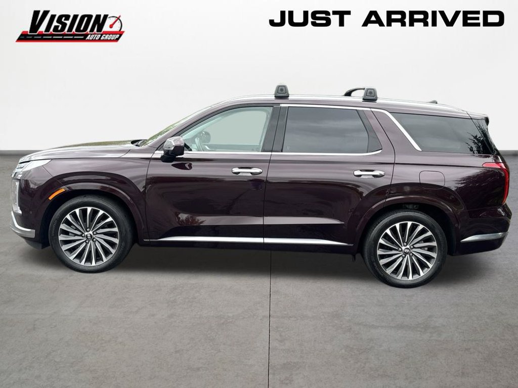 Used 2024 Hyundai Palisade Calligraphy AWD/4WD image 2