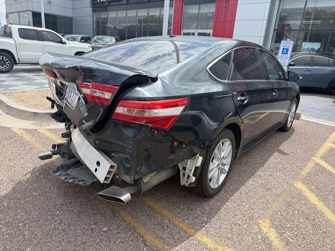 Used 2015 Toyota Avalon XLE image 9