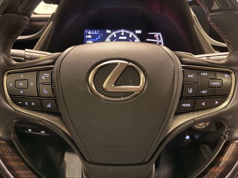 Used 2020 Lexus ES 350 w/ Premium Package FWD image 21