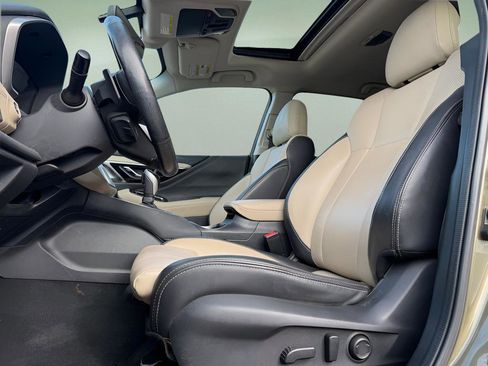 Used 2021 Subaru Outback Limited image 19