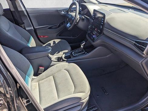 Used 2022 Hyundai Ioniq SEL FWD image 15
