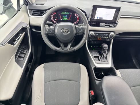 Used 2024 Toyota RAV4 XLE image 26