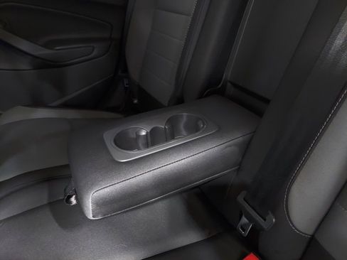 Used 2016 Ford Escape SE image 35