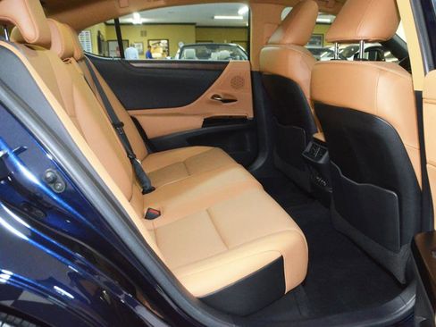 Used 2022 Lexus ES 350 w/ Premium Package FWD image 32