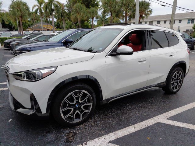 Used 2023 BMW X1 xDrive28i w/ Convenience Package AWD/4WD image 1