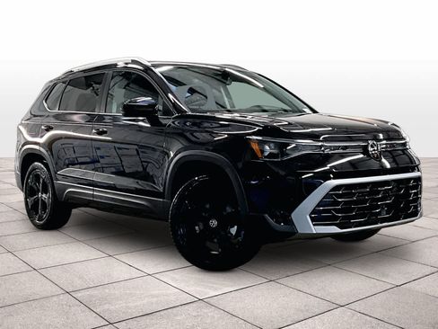 New 2026 Volkswagen Taos SEL AWD/4WD image 2