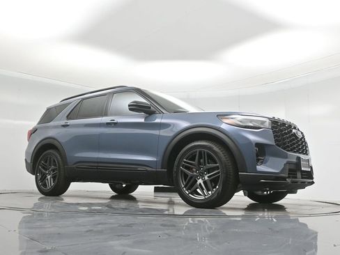 New 2025 Ford Explorer ST w/ Sun And Sound Package image 3