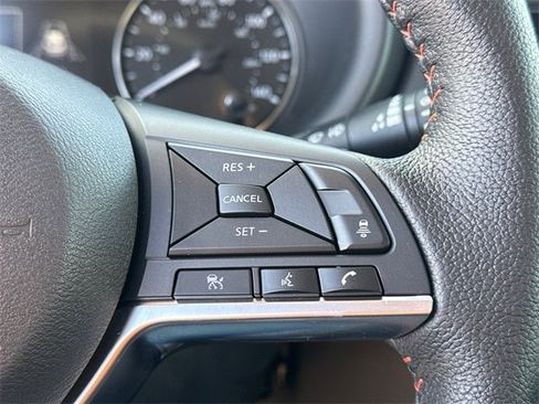 Used 2024 Nissan Kicks SR image 27