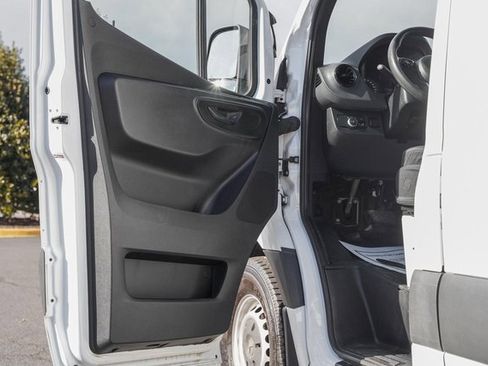 Used 2019 Mercedes-Benz Sprinter 144 Cargo image 29