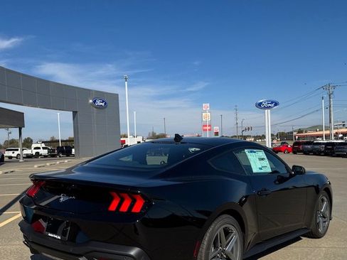 New 2026 Ford Mustang Coupe image 4