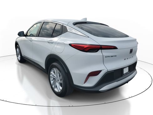 New 2026 Buick Envista Preferred image 4