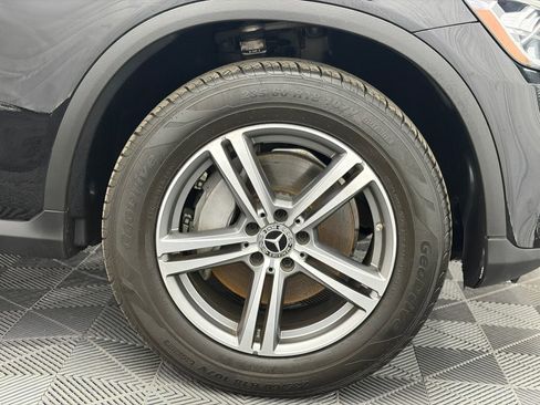 Used 2020 Mercedes-Benz GLC 300 4MATIC image 37