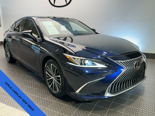 Used 2022 Lexus ES 350 w/ Premium Package FWD image 2