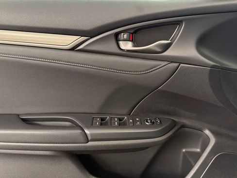 Used 2019 Honda Civic EX-L image 12