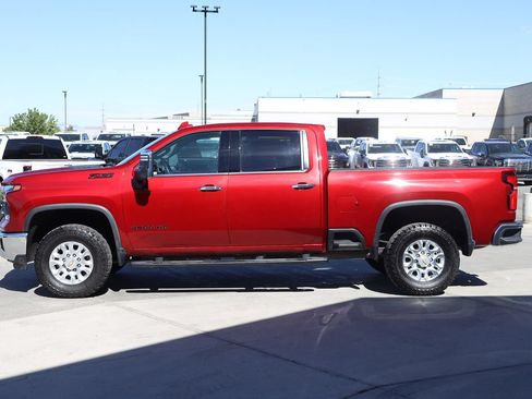 Used 2024 Chevrolet Silverado 3500 LTZ w/ LTZ Plus Package AWD/4WD image 3