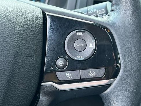Used 2023 Honda Odyssey Elite image 37