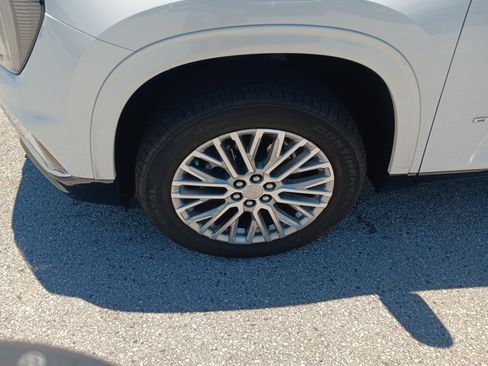 Used 2024 GMC Acadia Denali w/ LPO, Floor Liner Package FWD image 2