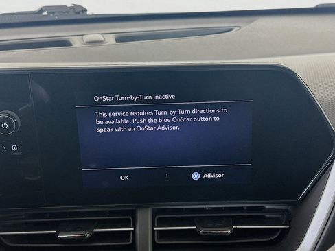 Used 2024 Chevrolet Trax RS image 21