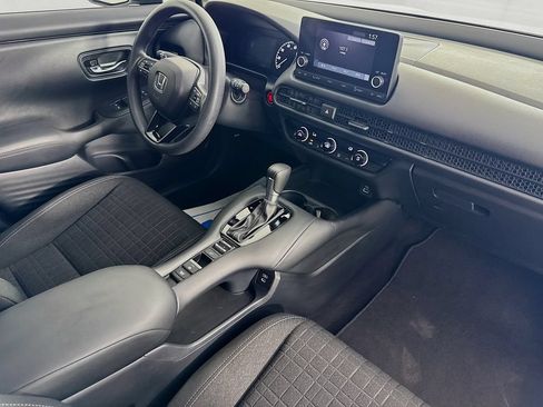 Used 2024 Honda HR-V LX image 32