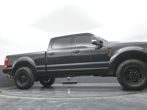 Used 2020 Ford F250 Lariat AWD/4WD image 38