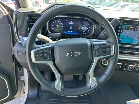 Used 2026 Chevrolet Silverado 1500 RST AWD/4WD image 27